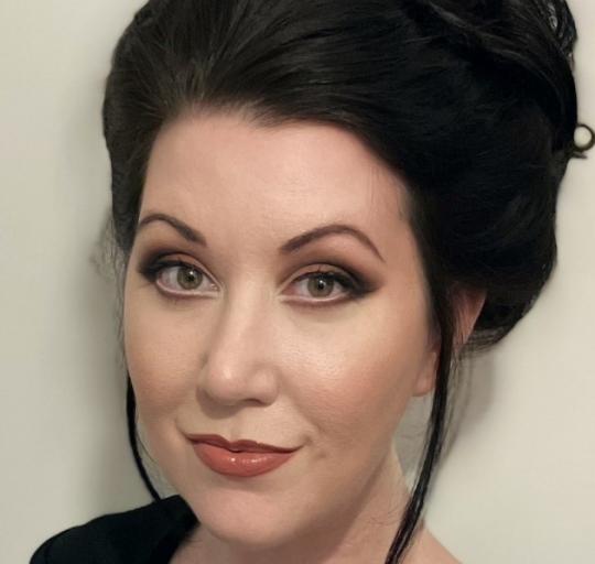 Image of Fiona Creaby 